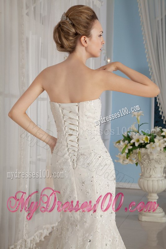 Luxurious Trumpet Strapless Court Train Lace Beading Bridal Dress