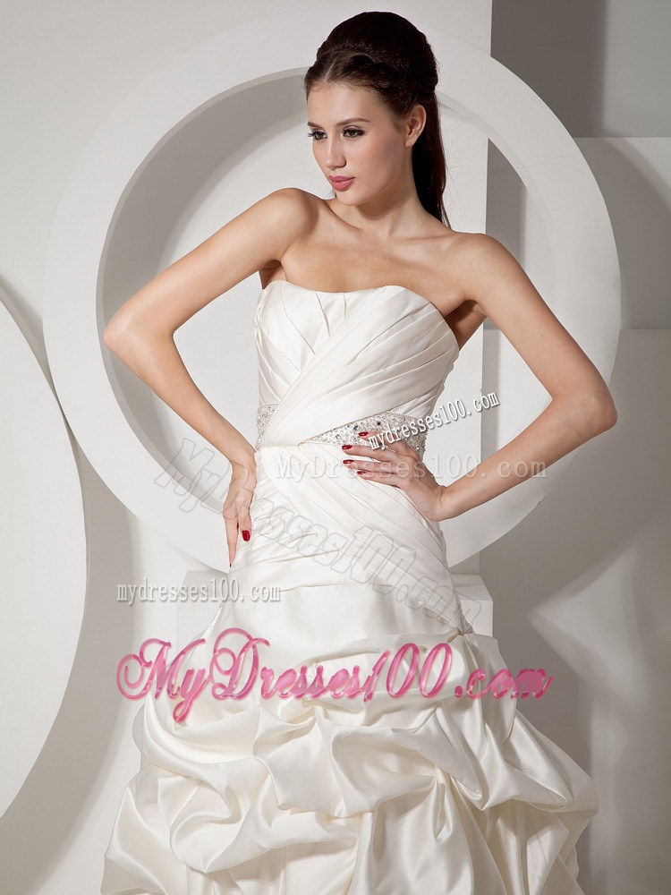 Pick-ups Brush Train Bridal Gowns in White with Beading Sash For Woman