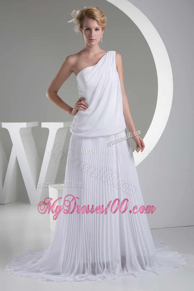 Hot on Sale One Shoulder Brush Train White Chiffon with Pleats