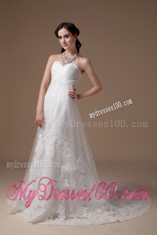 Brush Train Strapless White Wedding Dress with Lace Appliques