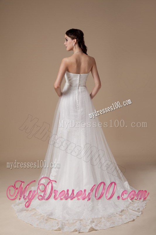 Brush Train Strapless White Wedding Dress with Lace Appliques