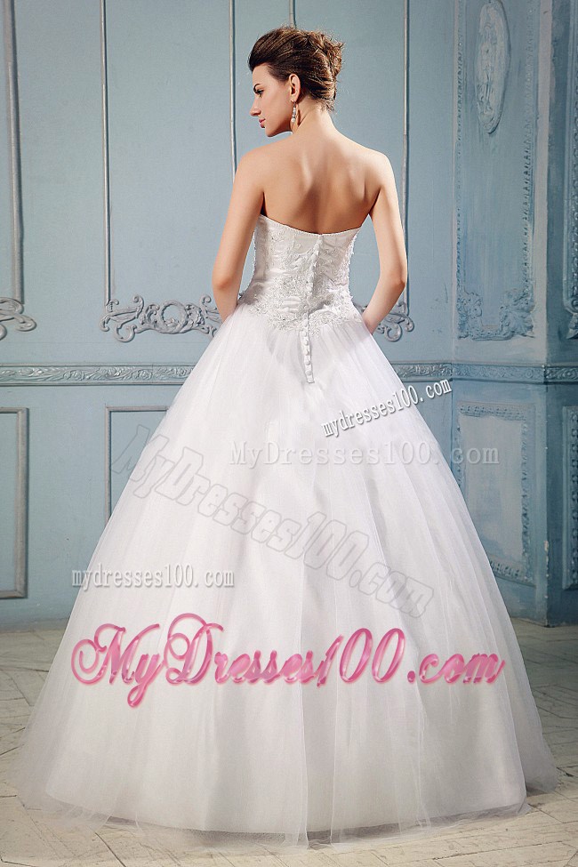 Sweetheart Princess Appliqued Floor-length Bridal Gown with Buttons