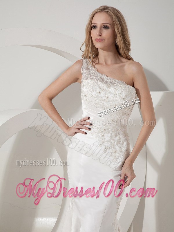 Lace Flowers Single Shoulder Beading Trumpet Brush Train Wedding Gowns
