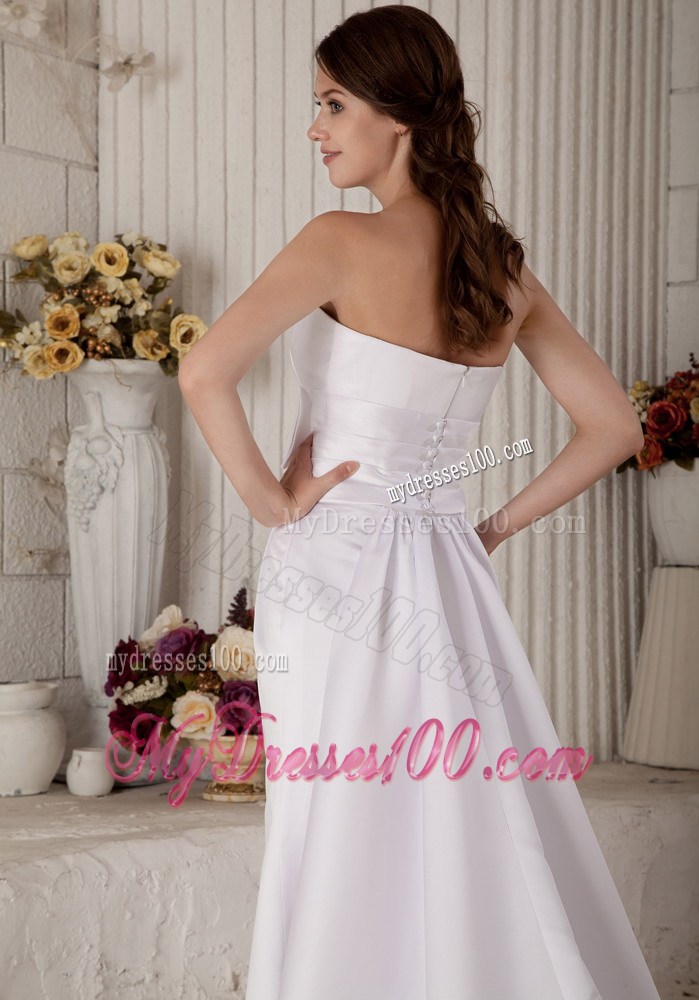 Chic Jewelry Bowknot Decorated Sweep Train Wedding Bridal Gowns