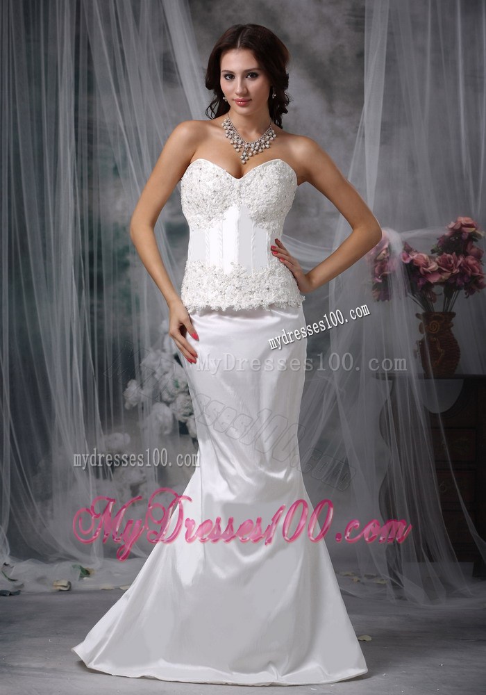Unique Beaded and Appliqued Bodice Full Length Trumpet Bridal Gowns