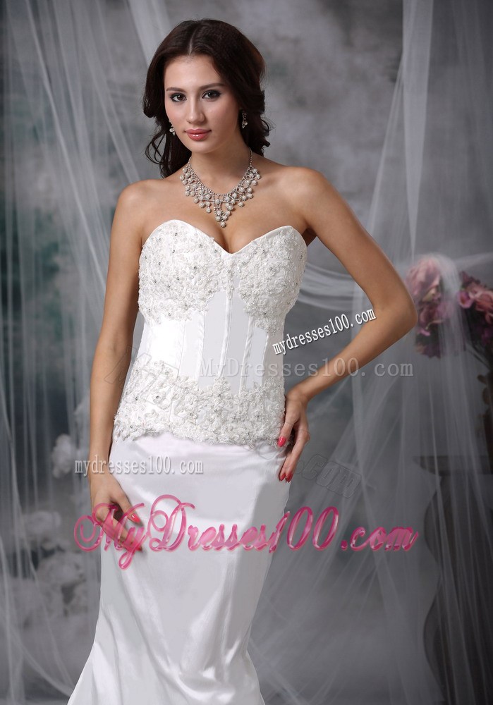 Unique Beaded and Appliqued Bodice Full Length Trumpet Bridal Gowns