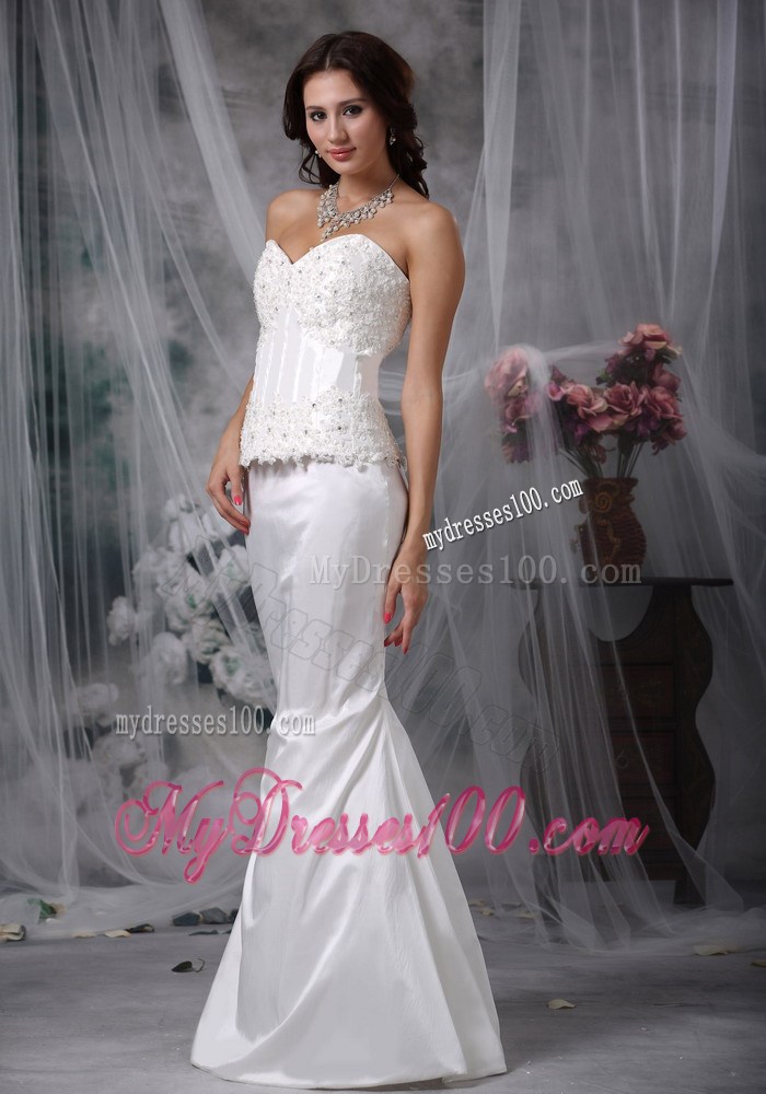 Unique Beaded and Appliqued Bodice Full Length Trumpet Bridal Gowns