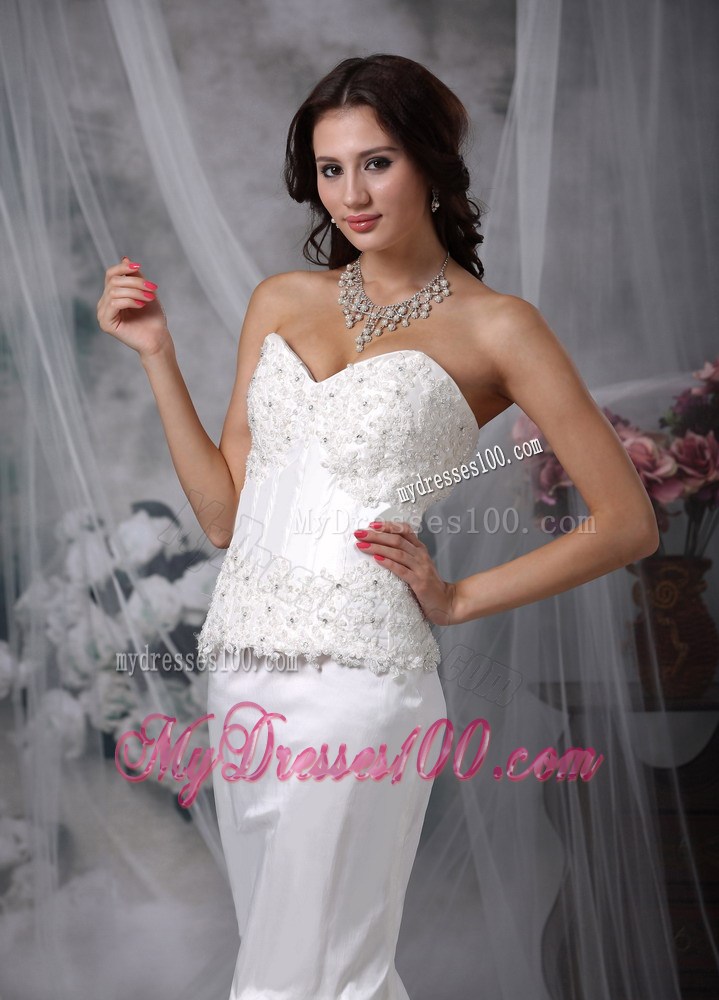 Unique Beaded and Appliqued Bodice Full Length Trumpet Bridal Gowns