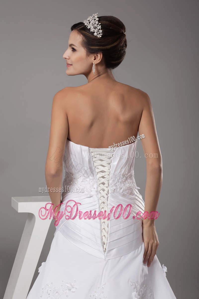 Charming Ruche Appliques White Wedding Dress Court Train Lace-up Back