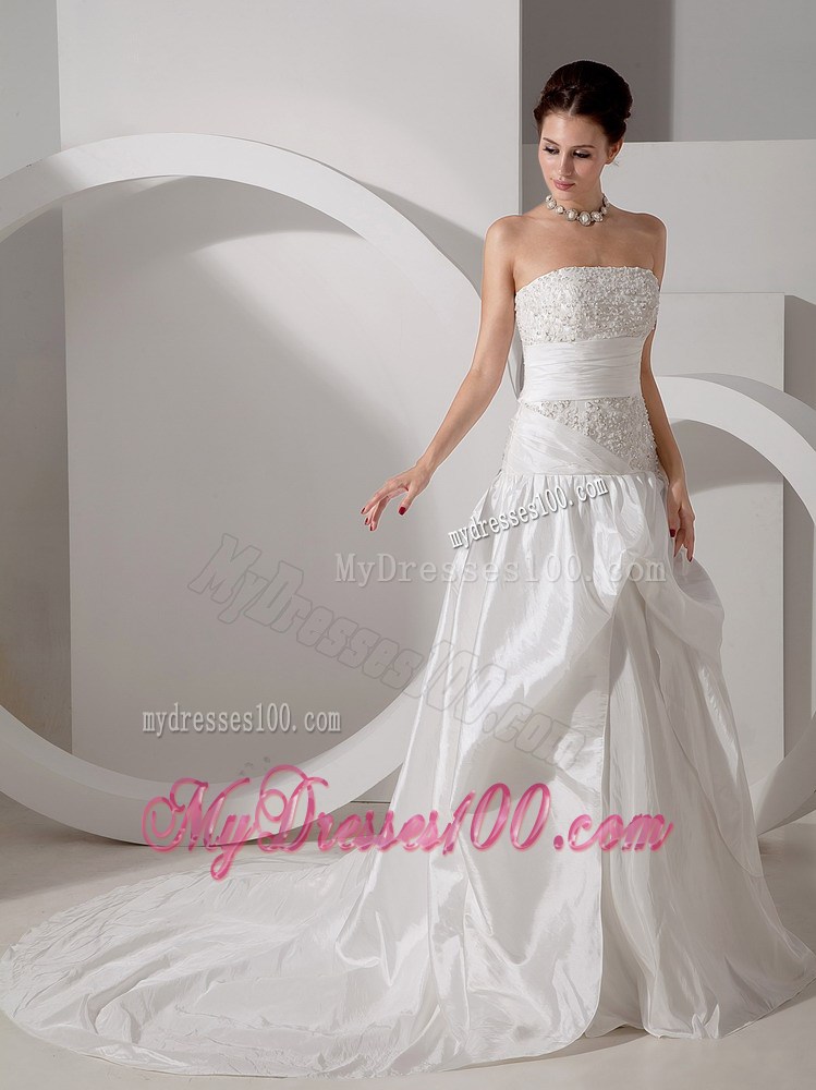 Diamonds Ruching and Handle Flowers Decorated Court Train Bridal Gowns