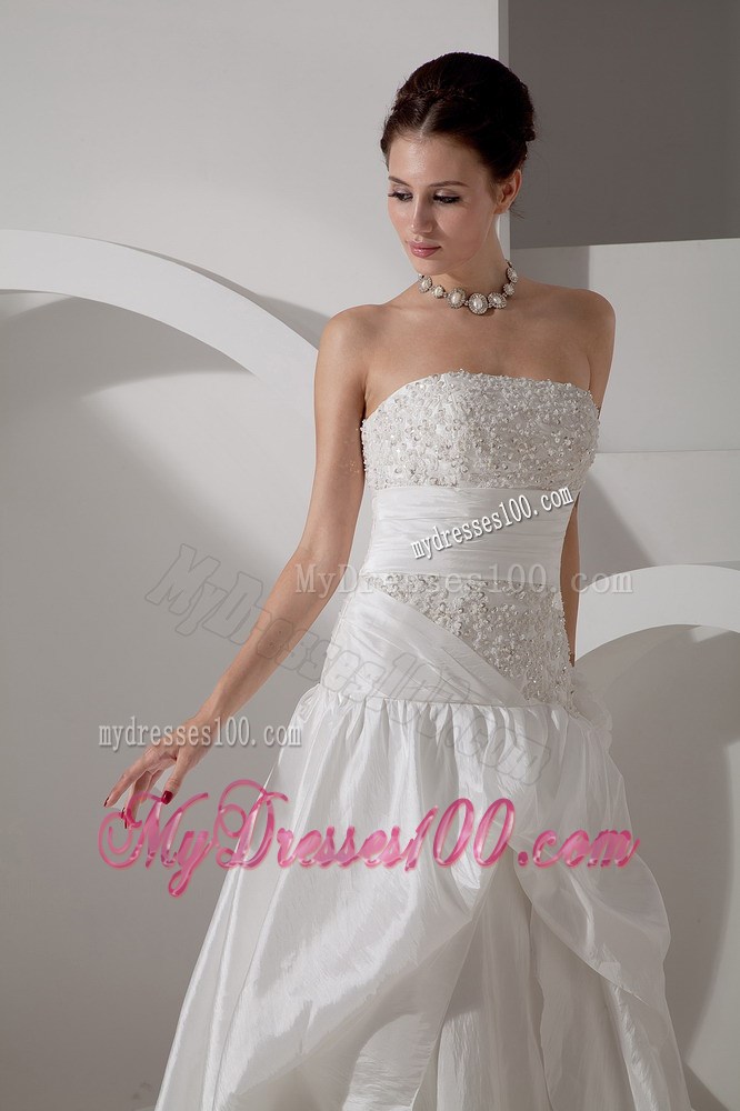 Diamonds Ruching and Handle Flowers Decorated Court Train Bridal Gowns