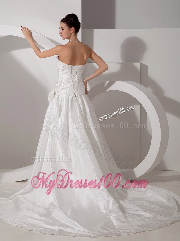 Diamonds Ruching and Handle Flowers Decorated Court Train Bridal Gowns