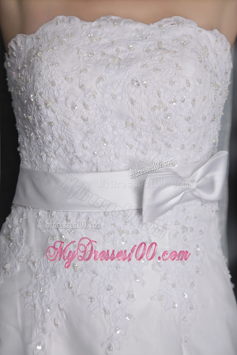 Lace Hem Bowknot Strapless White Wedding Gown Lace-up Back