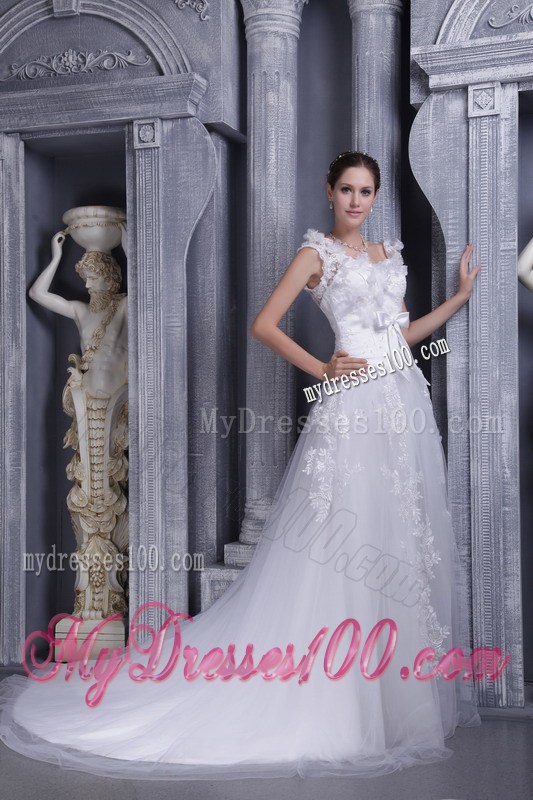 Straps Bowknot Lace Decorate White Wedding Gown with Back Out