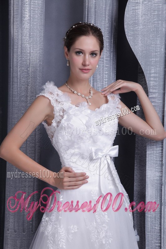 Straps Bowknot Lace Decorate White Wedding Gown with Back Out