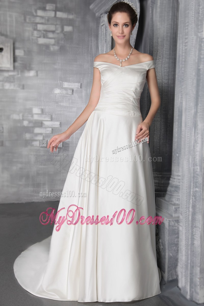 Off-the-shoulder Ruche White Wedding Gown with Handmade Flowers on Back