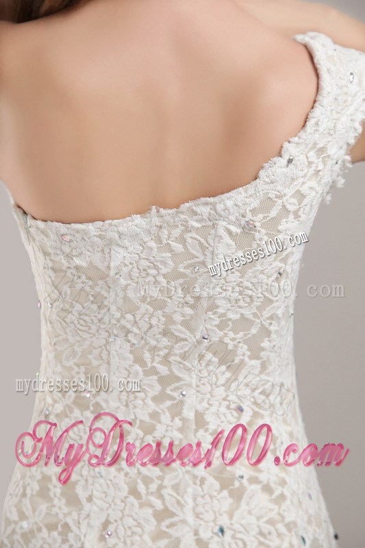 Beading Lace Flowers Single Shoulder Wedding Dress with Slit