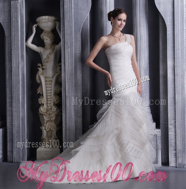 Beautiful One Shoulder Ruche White Wedding Gown with Ruffle Layers