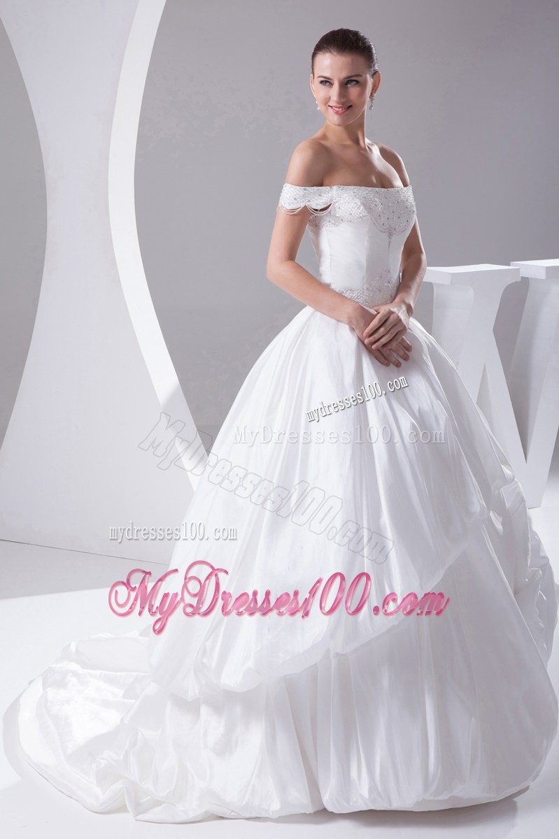 Off The Shoulder Court Train Wedding Bridal Gowns with A Big Rolling Flower