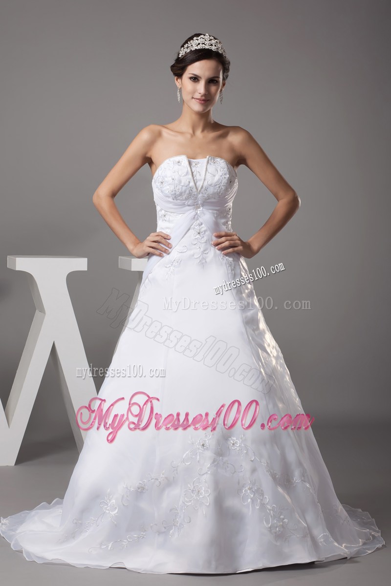 Floral Embroideries and Beadings Decorated Wedding Gowns with Brush Train