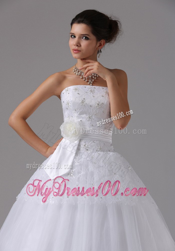 Lace Flowers Strapless Dress for Brides with Ruched Handle Flowers Sash