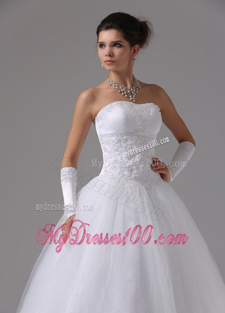 Lace-up Back Dress for Brides with Beaded and Appliqued Bodice For Lady