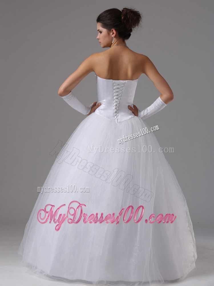 Lace-up Back Dress for Brides with Beaded and Appliqued Bodice For Lady