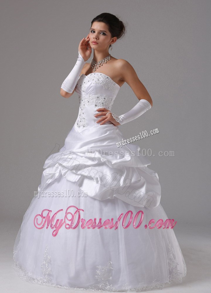 Pick-ups and Jewelries Dress for Wedding with Lace Hemline For Woman