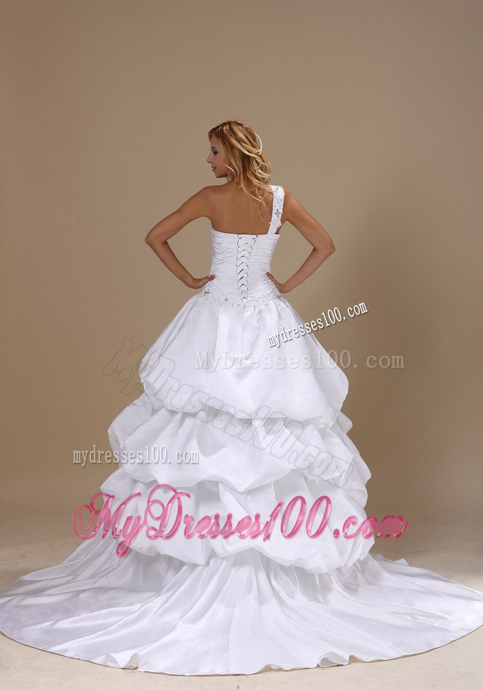Chapel Train Taffeta Ball Gown Appliques one Shoulder Wedding Gown