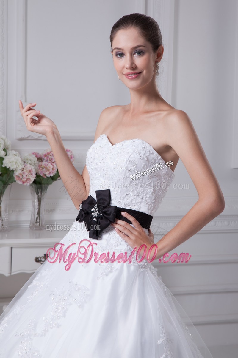 White Appliqued Brush Train Bridal Dresses with Black Hand Made Flowers Sash