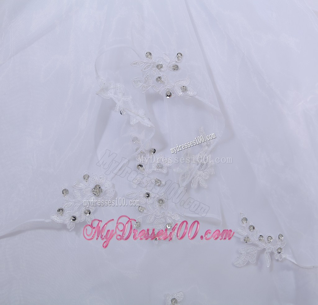 Diamonds and Beadings Decorated Pick-ups Bridal Gowns with Lace Edge