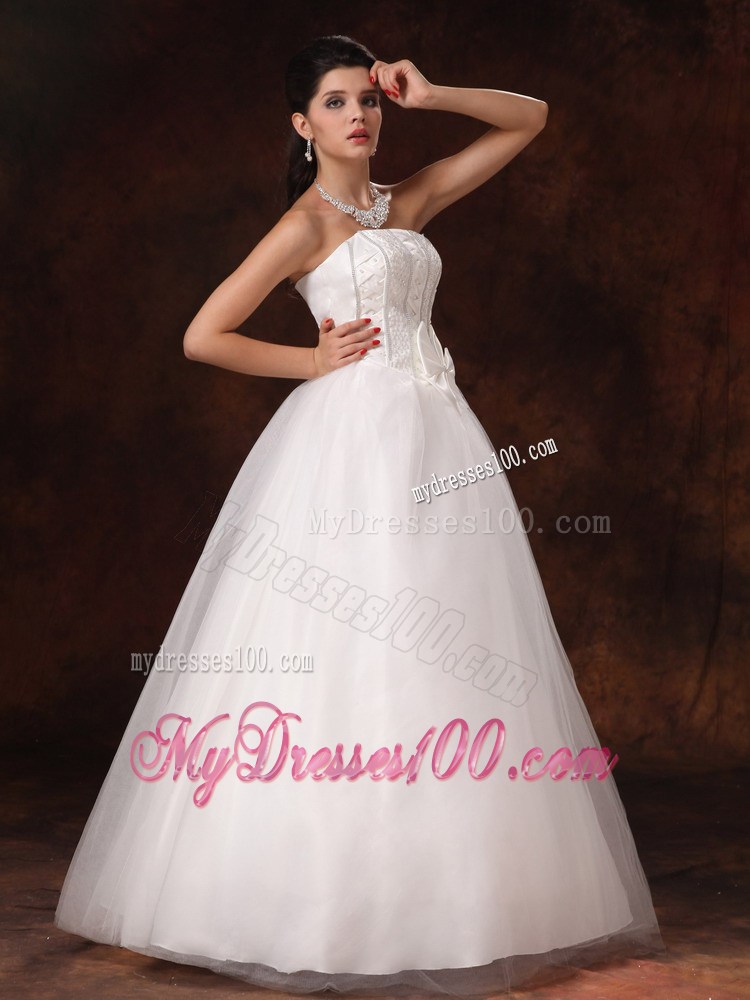 Diamonds and Bowknot Decorated Puffy Bridal Gown For Woman