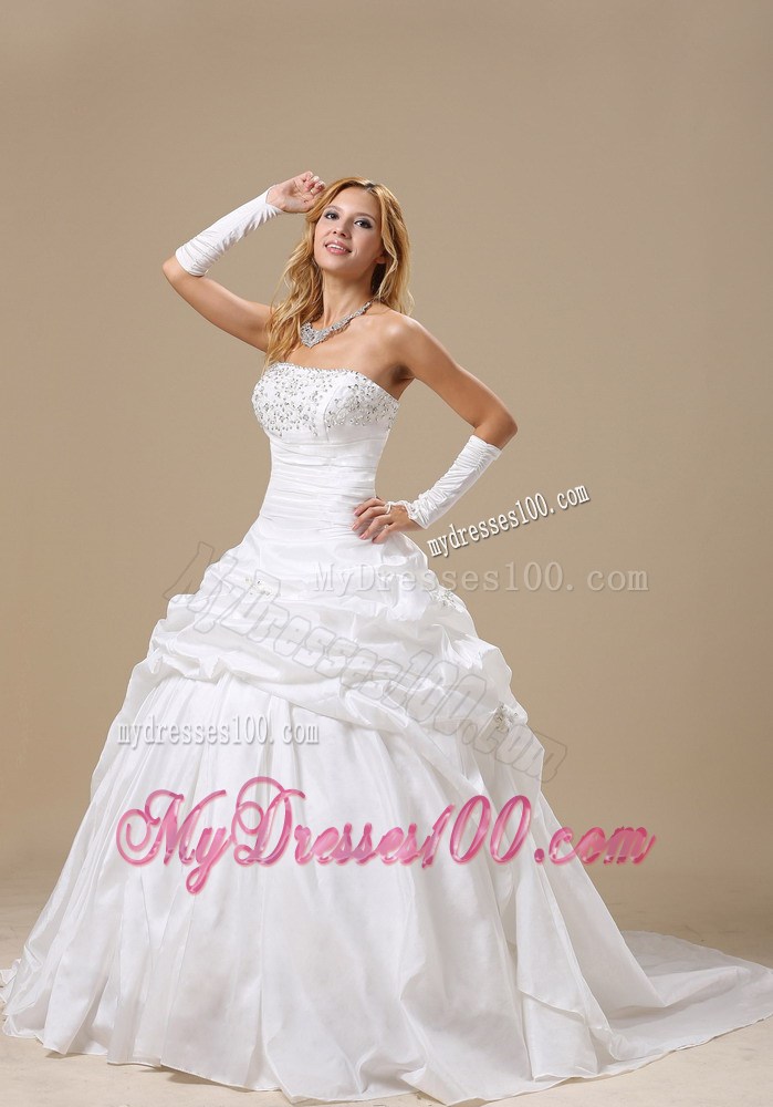 Ruching Diamonds and Pick-ups Decorated Wedding Dress with Sweep Train