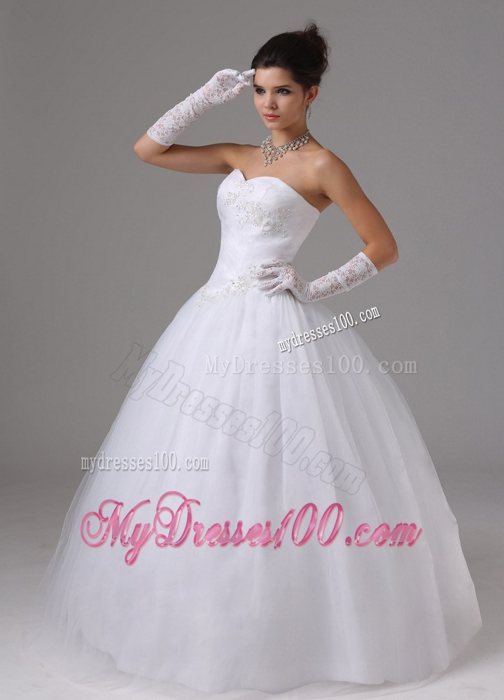 Lace-up Back Sweetheart Puffy Dress for Wedding with Diamonds and Appliques