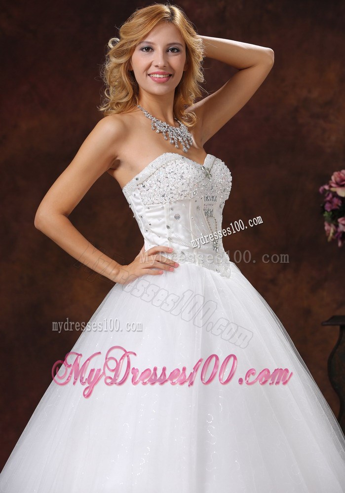 Shining Beadings Decorated Bodice Sweetheart Ball Gown Bridal Dress