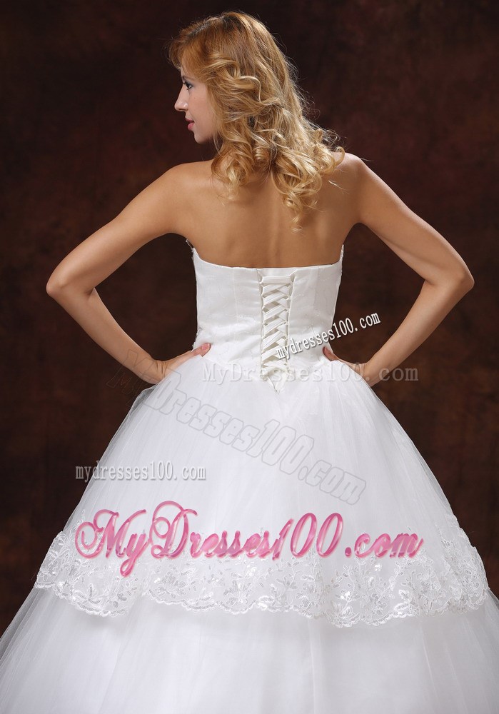 Two Layers Sweetheart Bridal Dresses Decorated with Shiny Diamonds