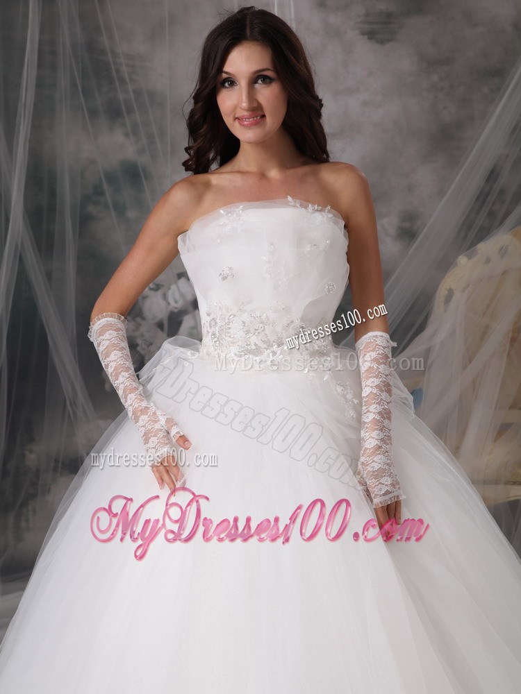 Shining Diamonds Decorated Tulle Puffy Dress for Wedding with Ruffled Neckline