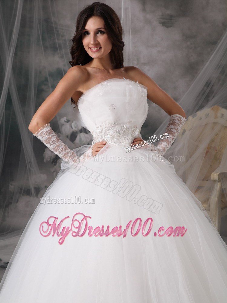 Shining Diamonds Decorated Tulle Puffy Dress for Wedding with Ruffled Neckline