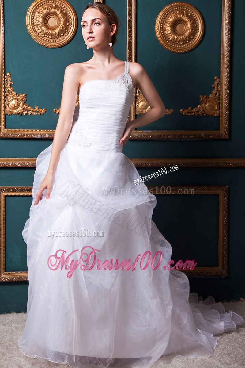 one Shoulder Appliqued Bridal Dresses with Court Train and Buttons