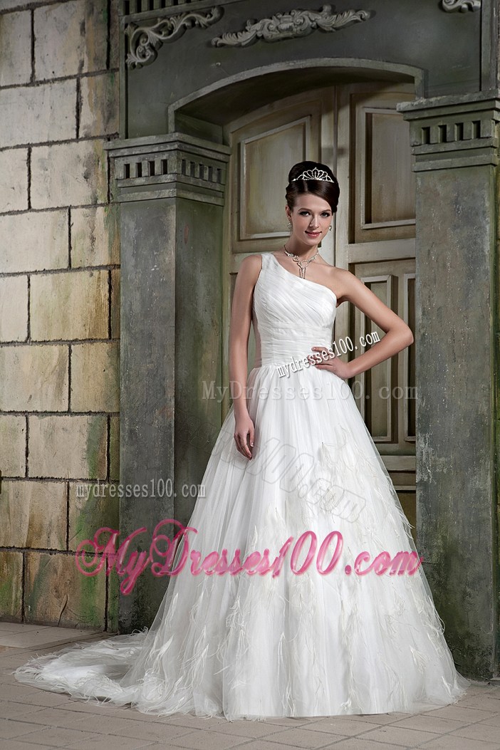 Single Shoulder Ruching Brush Train Wedding Dress Unique From The Feathers