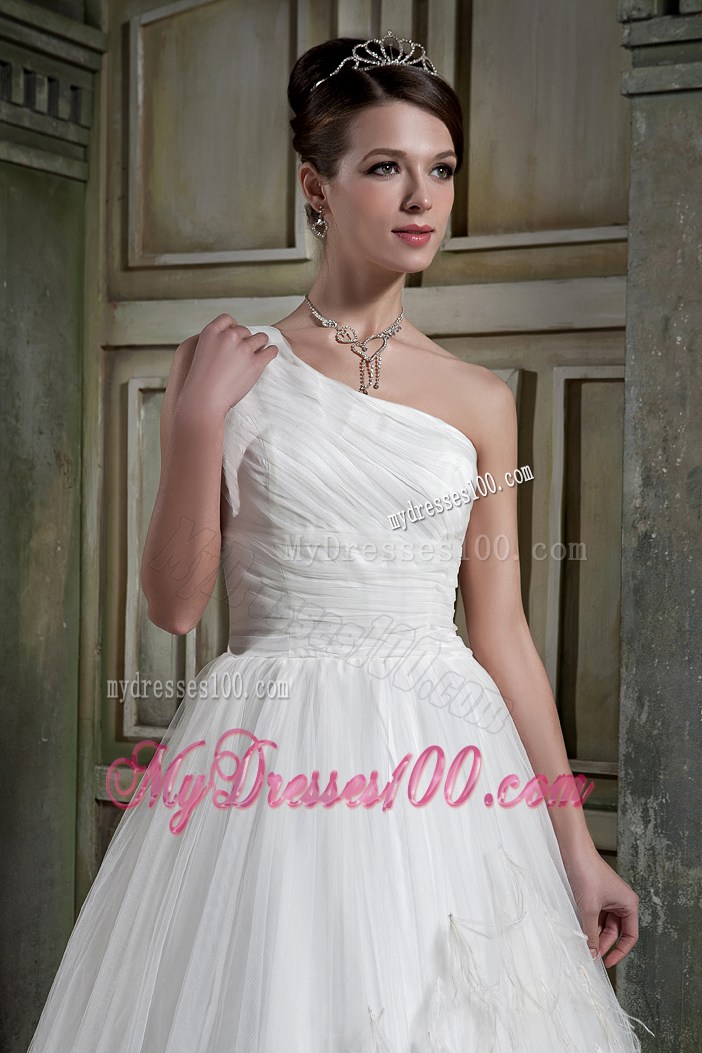 Single Shoulder Ruching Brush Train Wedding Dress Unique From The Feathers