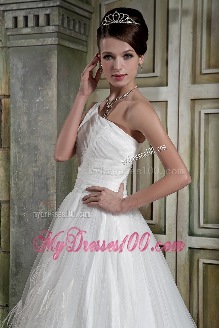 Single Shoulder Ruching Brush Train Wedding Dress Unique From The Feathers