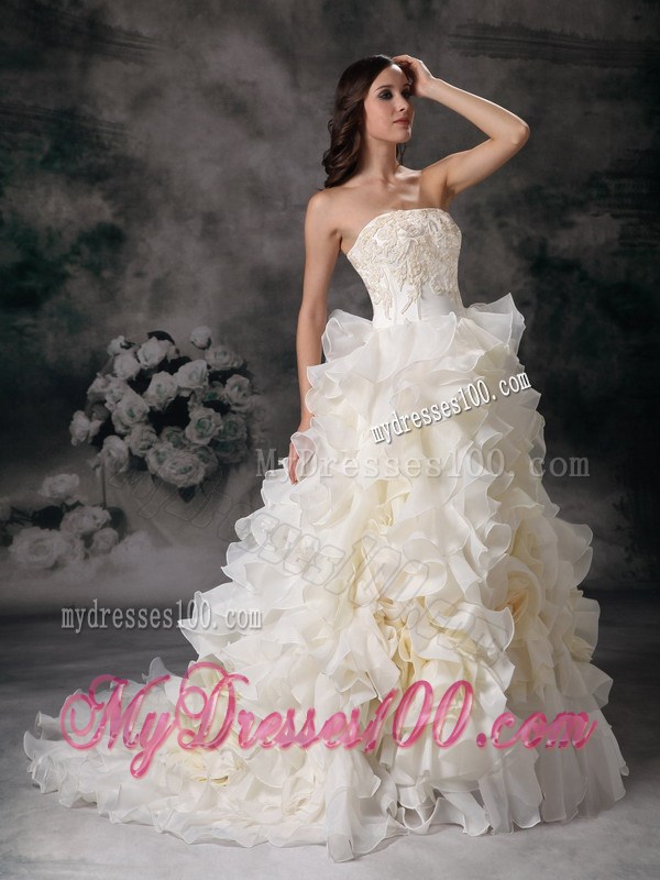 Charming Chapel Train Appliqued Wedding Dresses with Ruffles and Flowers