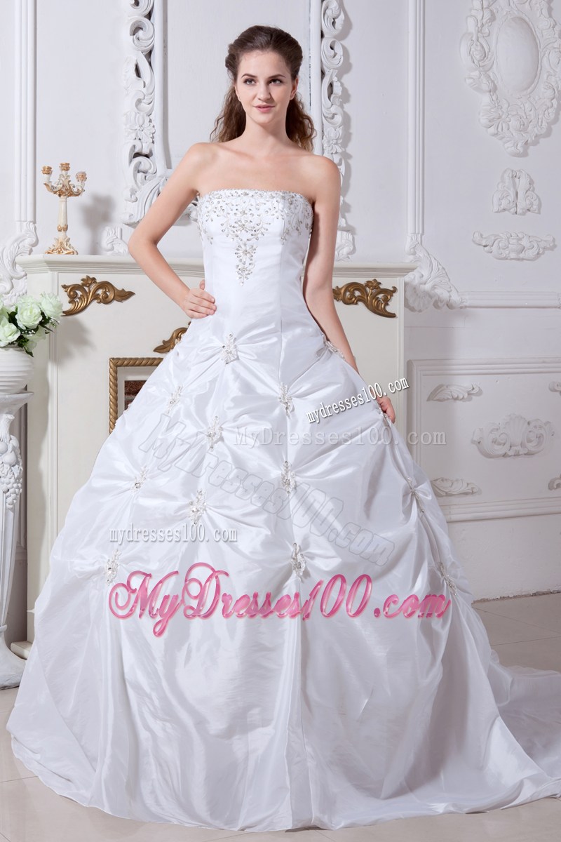 Court Train Embroidery Pick-ups Wedding Dress of A-line Style