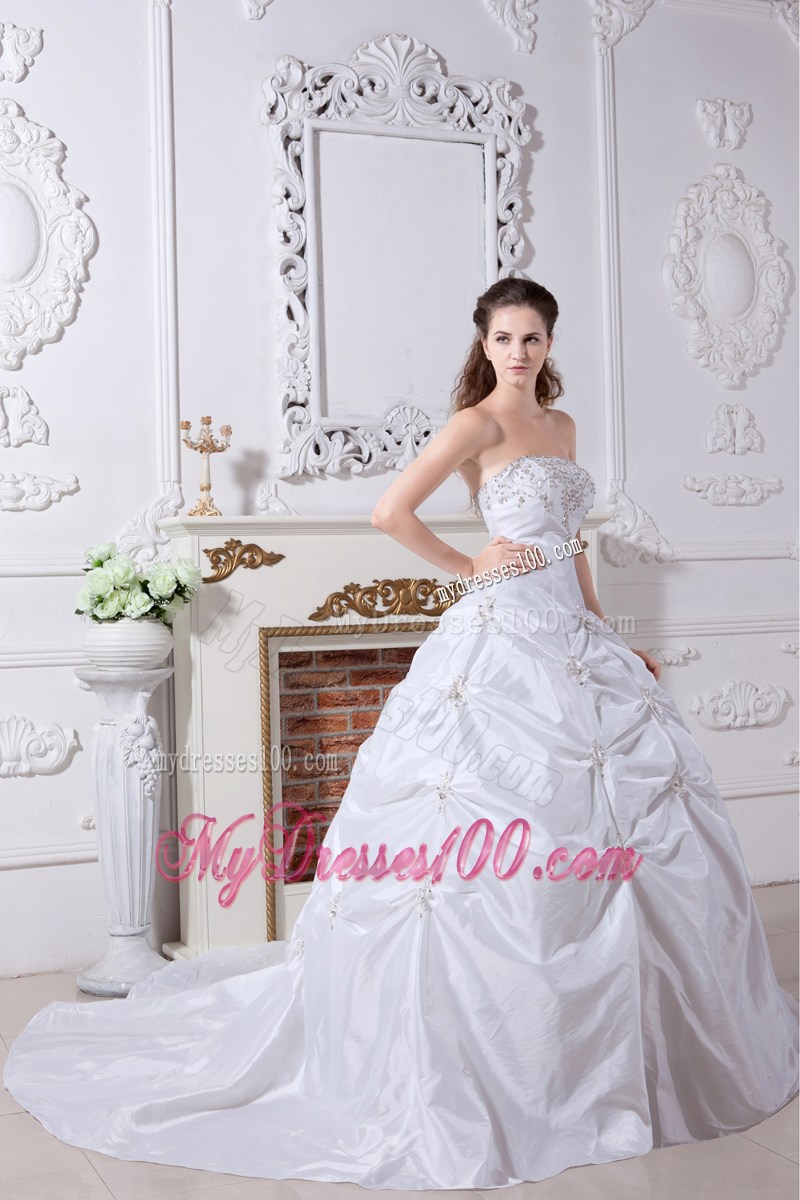 Court Train Embroidery Pick-ups Wedding Dress of A-line Style