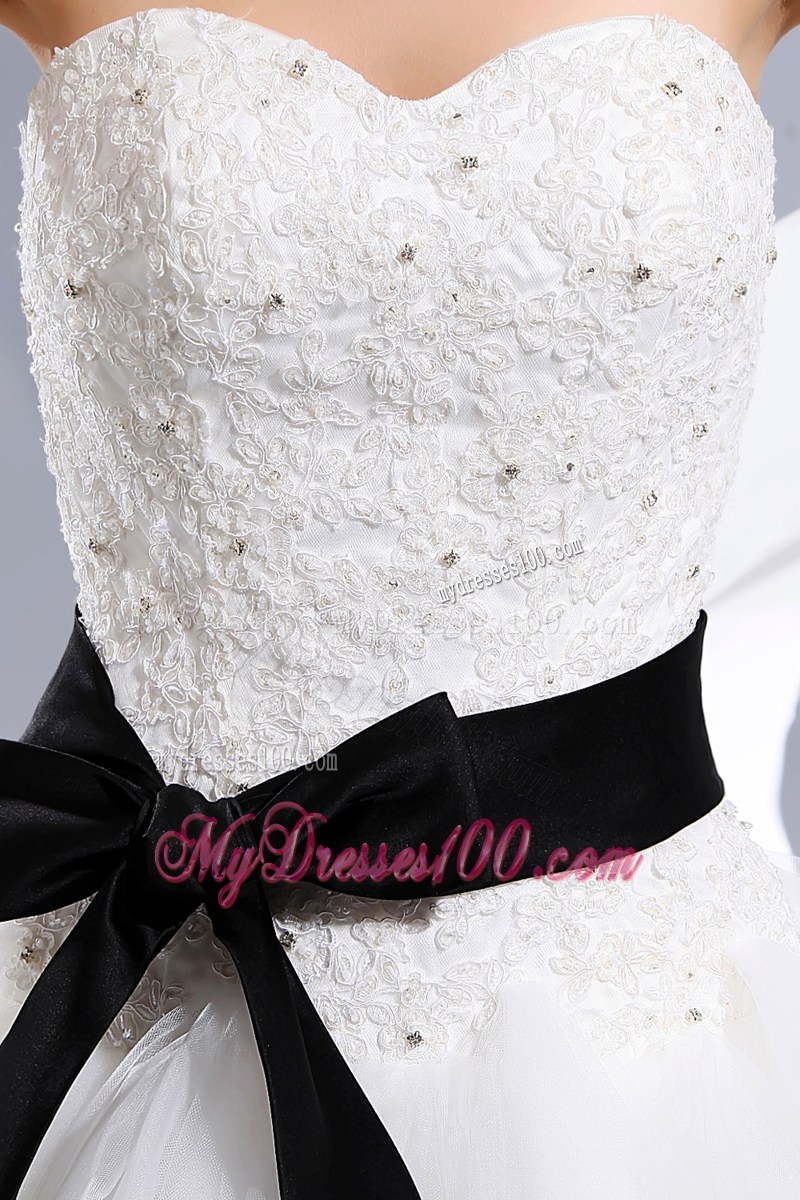 White Appliques Small Ruffles Court Train Bridal Gowns with Black Bowknot