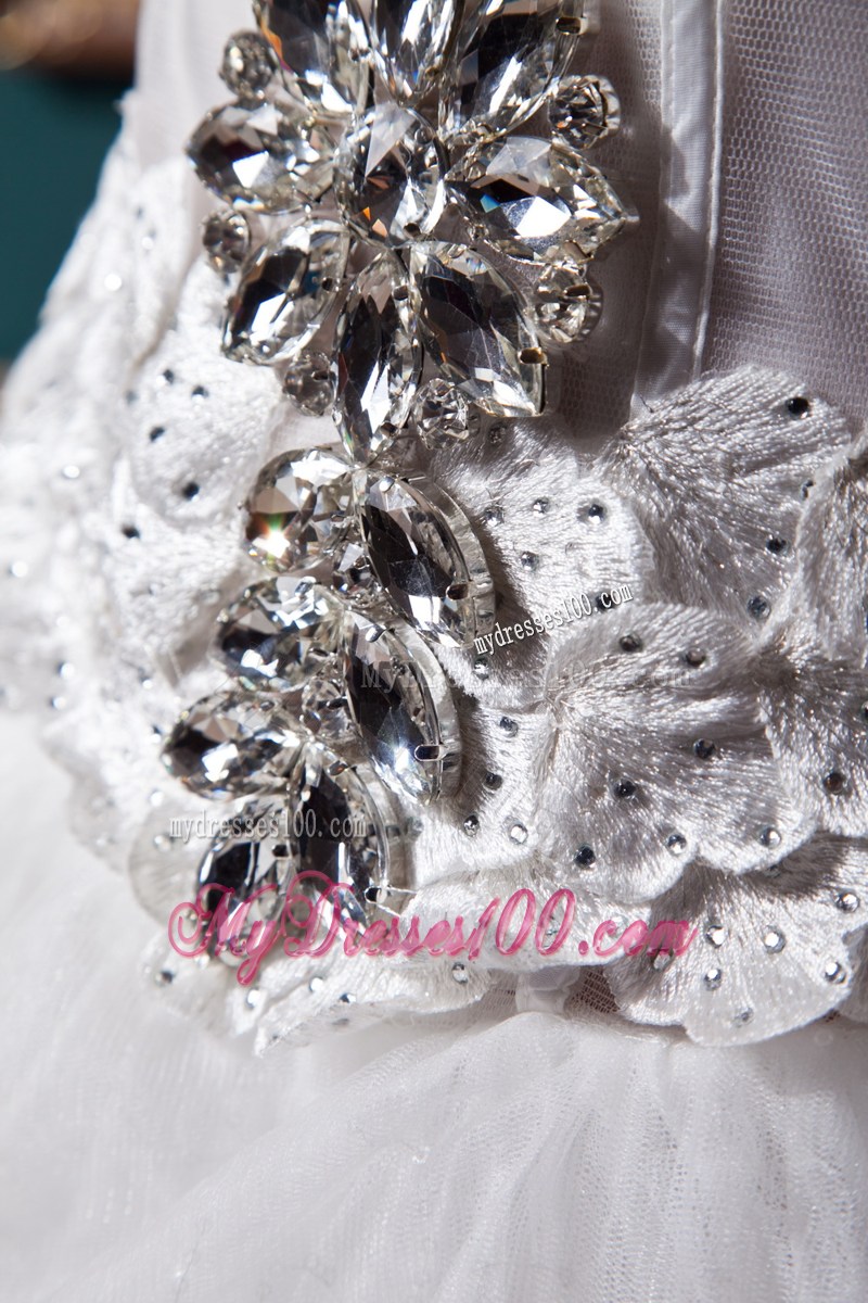 Sweetheart Dress for Wedding Decorated with Diamonds and Small Handle Flowers