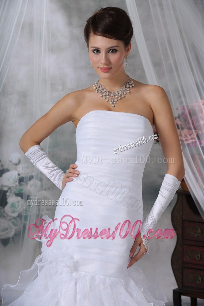 Court Train Strapless Mermaid Wedding Dresses with Ruches and Ruffles