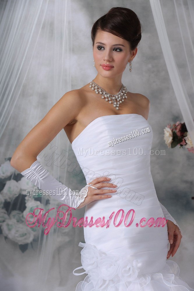 Court Train Strapless Mermaid Wedding Dresses with Ruches and Ruffles