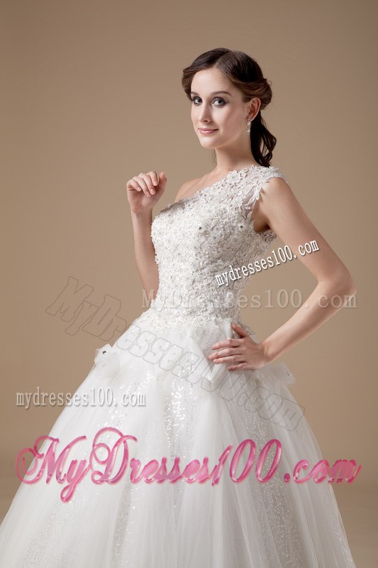 one Shoulder Satin and Tulle Floor-length Wedding Gown with Appliques